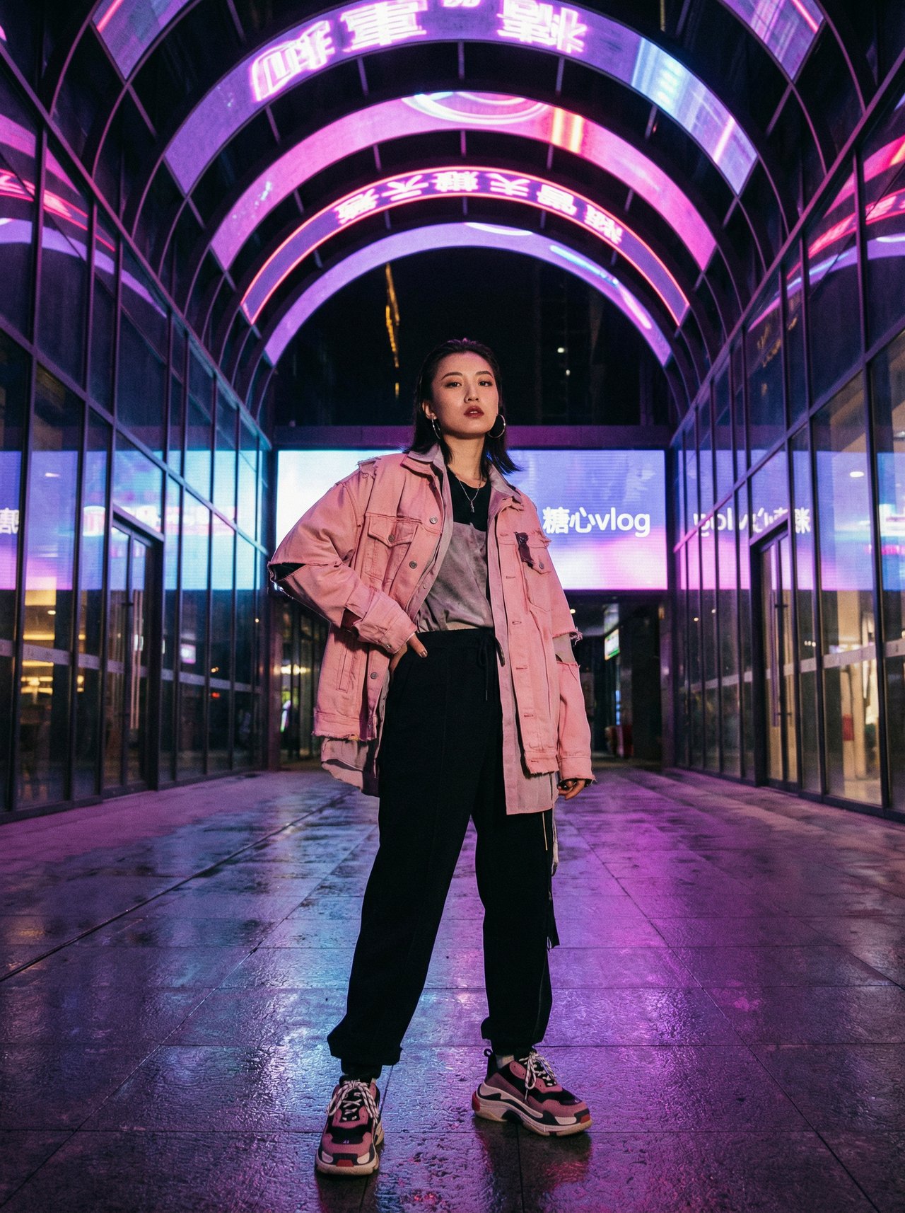 麻豆传媒街拍视频